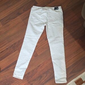 American Eagle Outfitters White Super Stretch Skinny Jeans Size 8